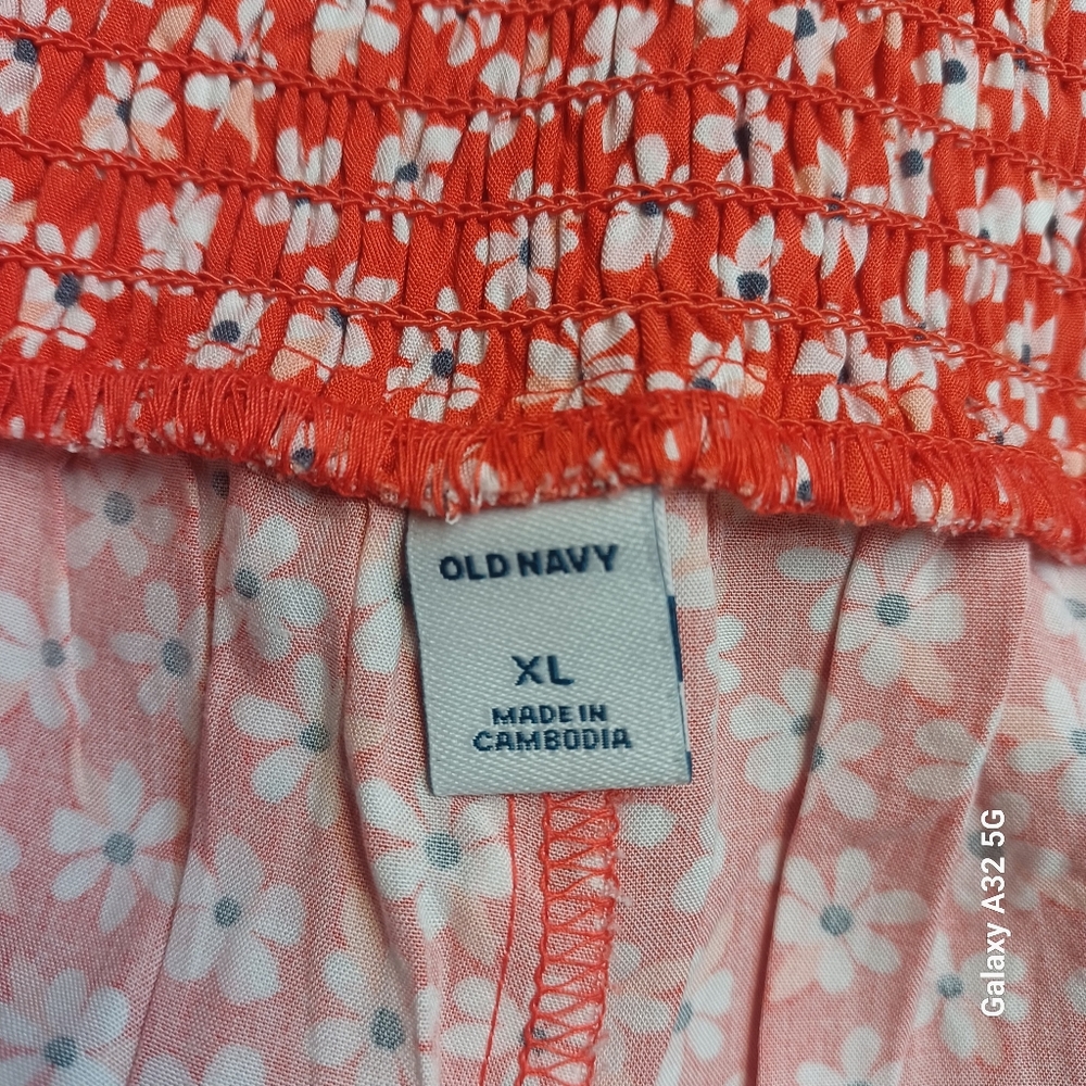 Old Navy  Red Patterned Women's Jumpsuit Size XL - Picture 3 of 16